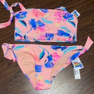 Brand new never worn bikini top and bottom